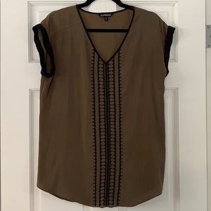 Short sleeve blouse